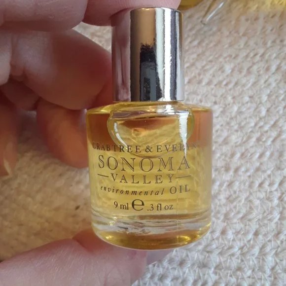 Crabtree & Evelyn Other - *RARE* Crabtree & Evelyn Sonoma Valley Environmental Oil - LAST ONE!!!